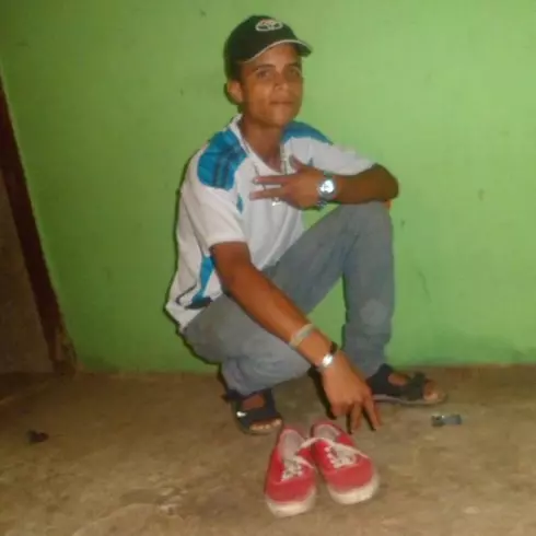 Chico de 30 busca chica para hacer pareja en Anaco, Venezuela