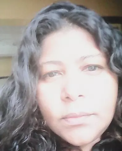 Mujer de 46 busca hombre para hacer pareja en Santa Marta, Colombia