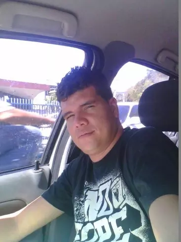 Hombre de 40 busca mujer para hacer pareja en San Felipe, Venezuela