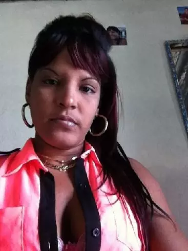 Mujer de 37 busca hombre para hacer pareja en Las tunas., Cuba