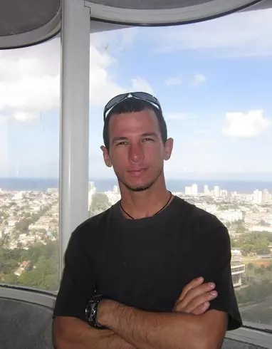 Hombre de 40 busca mujer para hacer pareja en Pinar Del Río, Cuba