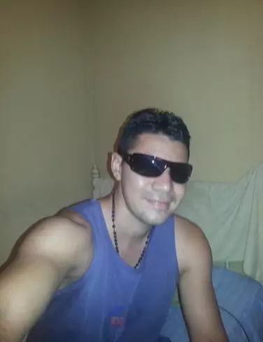 Hombre de 39 busca mujer para hacer pareja en Puntarenas, Costa Rica