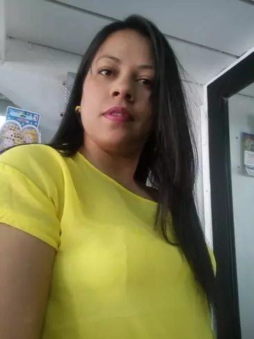 Mujer de 41 busca hombre para hacer pareja en Medellin, Colombia