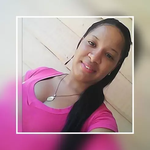 Chica de 26 busca chico para hacer pareja en Santo Domingo, República Dominicana
