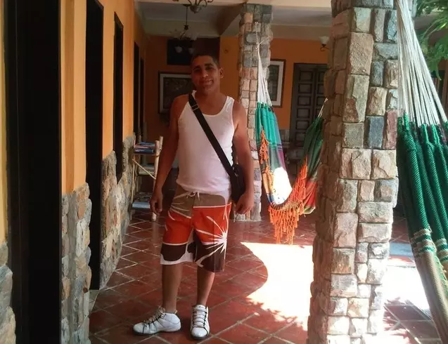 Hombre de 40 busca mujer para hacer pareja en El Sombrero, Venezuela