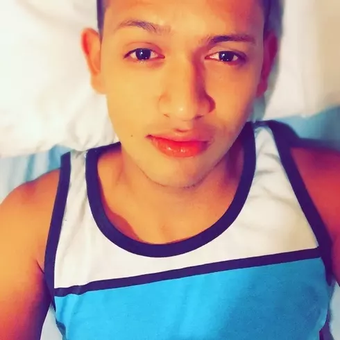 Chico de 26 busca chica para hacer pareja en Tegucigalpa, Honduras