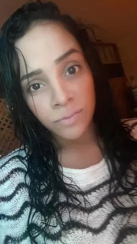 Chica de 24 busca chico para hacer pareja en Coro, Venezuela