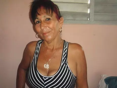 Mujer de 58 busca hombre para hacer pareja en Camaguey, Cuba