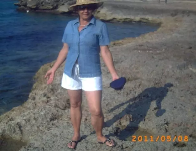 Mujer de 64 busca hombre para hacer pareja en Habana, Cuba