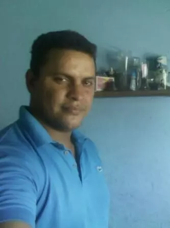 Hombre de 36 busca mujer para hacer pareja en Barinas, Venezuela