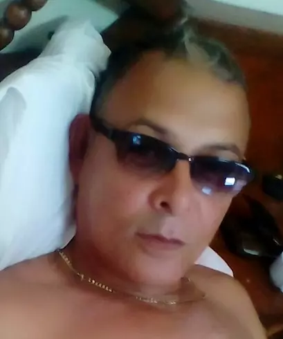 Hombre de 55 busca mujer para hacer pareja en Villa clara, Cuba