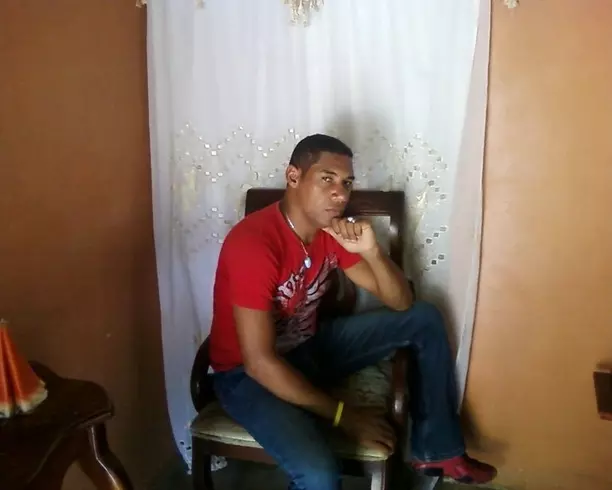 Hombre de 47 busca mujer para hacer pareja en Barahona, República Dominicana