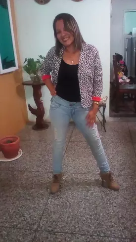 Mujer de 45 busca hombre para hacer pareja en SAN FERNANDO, Venezuela