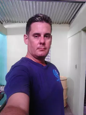 Hombre de 47 busca mujer para hacer pareja en SANTIAGO DE CUBA, Cuba