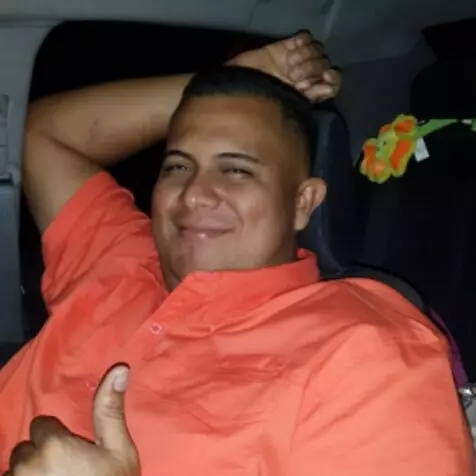 Hombre de 41 busca mujer para hacer pareja en La chorrera, Panamá