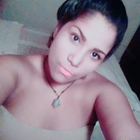 Chica de 26 busca chico para hacer pareja en Guatire, Venezuela