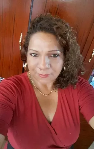 Mujer de 55 busca hombre para hacer pareja en Guayaquil, Ecuador