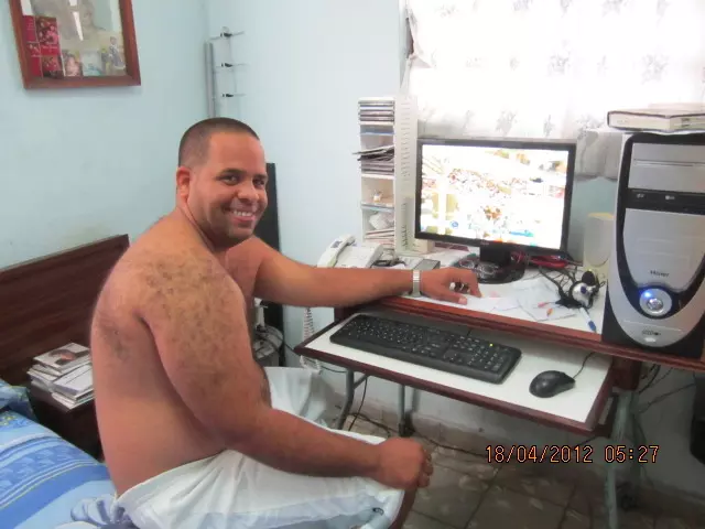 Hombre de 46 busca mujer para hacer pareja en Habana, Cuba