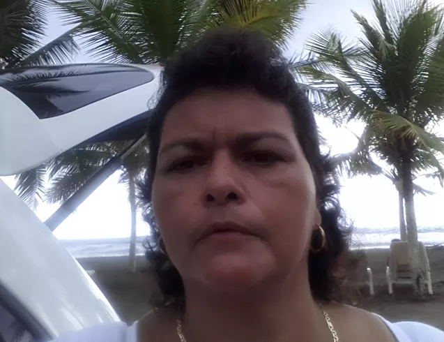 Mujer de 59 busca hombre para hacer pareja en Puntarenas, Costa Rica