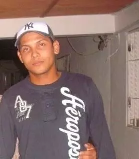 Hombre de 39 busca mujer para hacer pareja en GUAYANA, Venezuela