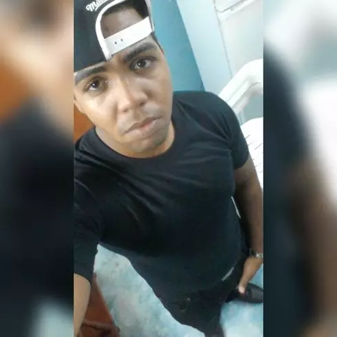 Chico de 30 busca chica para hacer pareja en Santo Domingo, República Dominicana