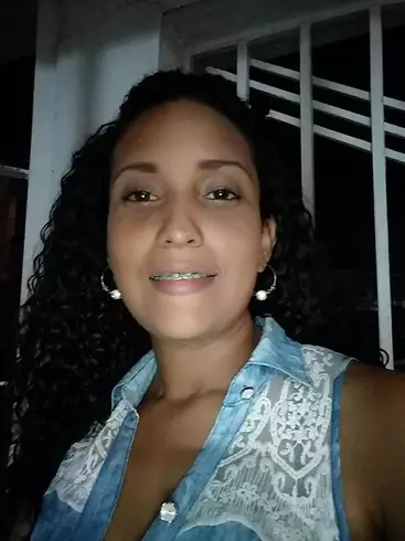 Chica de 35 busca chico para hacer pareja en GUAYANA, Venezuela