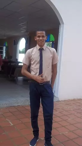 Chico de 24 busca chica para hacer pareja en El tigre, Venezuela