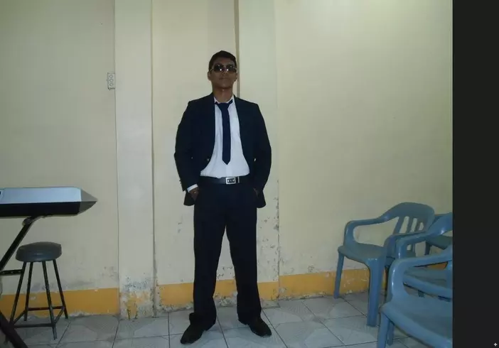 Chico de 27 busca chica para hacer pareja en Guayaquil, Ecuador