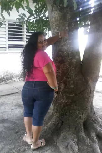 Mujer de 45 busca hombre para hacer pareja en Sagua De Tánamo-, Cuba