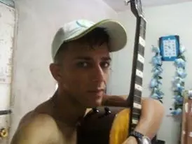 Hombre de 37 busca mujer para hacer pareja en Las tunas., Cuba
