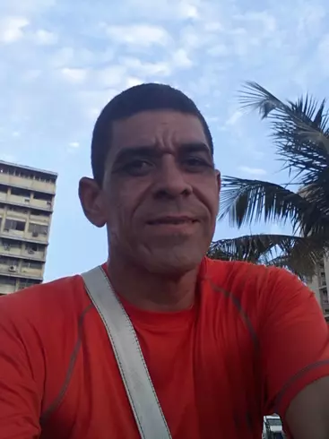 Hombre de 55 busca mujer para hacer pareja en Barcelona, Venezuela