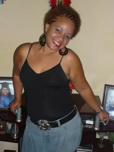Mujer de 49 busca hombre para hacer pareja en Distrito nacional, República Dominicana