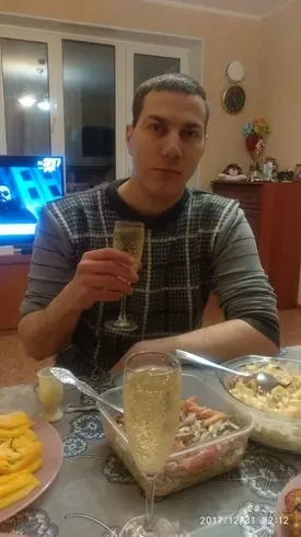 Hombre de 36 busca mujer para hacer pareja en Петропавловск-Камчатский, Rusia