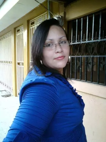 Chica de 33 busca chico para hacer pareja en El Roble De Puntarenas, Costa Rica