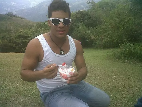 Chico de 30 busca chica para hacer pareja en Barquisimeto, Venezuela