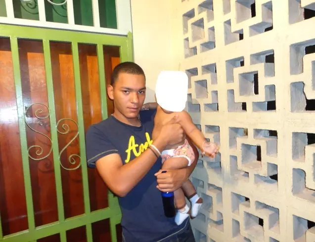 Chico de 32 busca chica para hacer pareja en GUAYANA, Venezuela