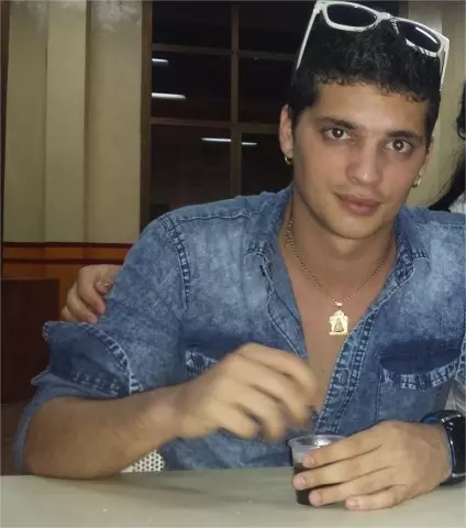 Chico de 31 busca chica para hacer pareja en Morón, Cuba