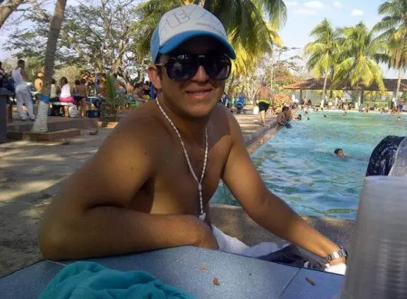 Chico de 32 busca chica para hacer pareja en Barquisimeto, Venezuela
