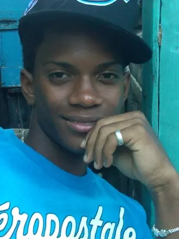 Chico de 29 busca chica para hacer pareja en Puerto plata, República Dominicana