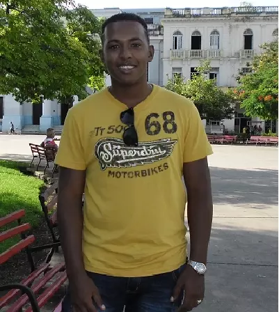 Chico de 32 busca chica para hacer pareja en Villa clara, Cuba