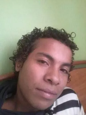 Chico de 35 busca chica para hacer pareja en Esmeraldas, Ecuador