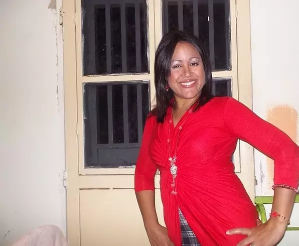 Mujer de 42 busca hombre para hacer pareja en Valencia, Venezuela