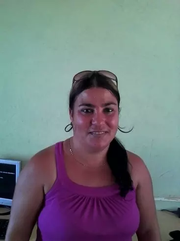 Mujer de 38 busca hombre para hacer pareja en Guantánmo, Cuba