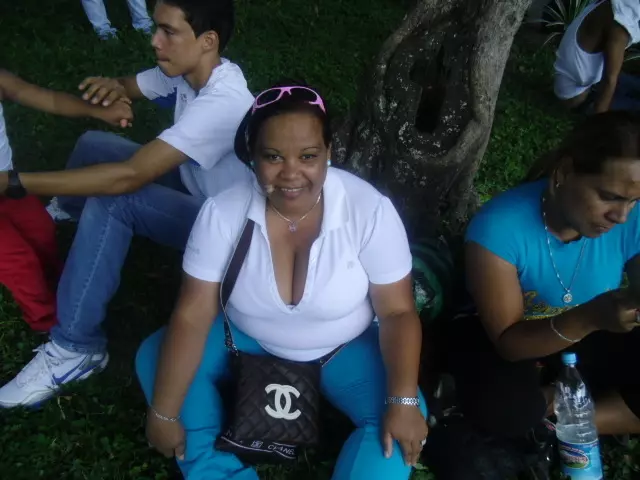 Mujer de 55 busca hombre para hacer pareja en Caracas, Venezuela