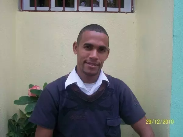 Hombre de 37 busca mujer para hacer pareja en La Vega, República Dominicana