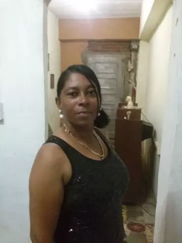 Mujer de 51 busca hombre para hacer pareja en Santa clara, Cuba