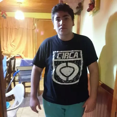 Chico de 26 busca chica para hacer pareja en Mendoza, Argentina