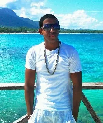 Chico de 31 busca chica para hacer pareja en Puerto plata, República Dominicana