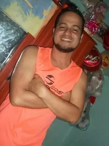 Hombre de 41 busca mujer para hacer pareja en Caracas, Venezuela