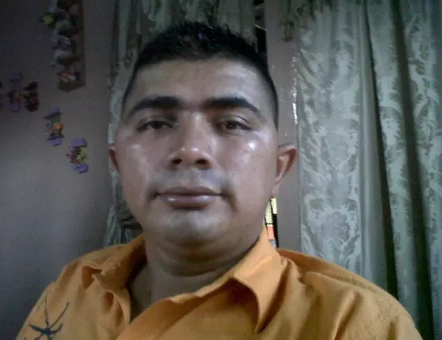 Hombre de 38 busca mujer para hacer pareja en Barinas, Venezuela